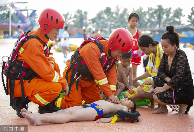 溺水至死亡不过5分钟,你愿意花5分钟告诉孩子这些防溺水知识么