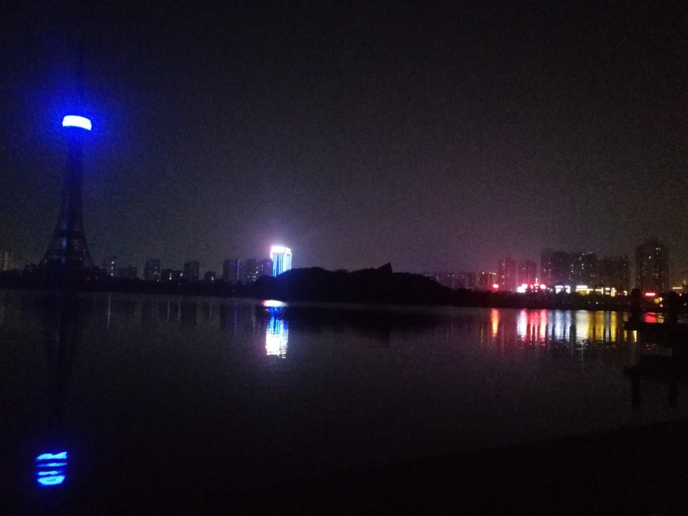 焦作市龙源湖公园夜景