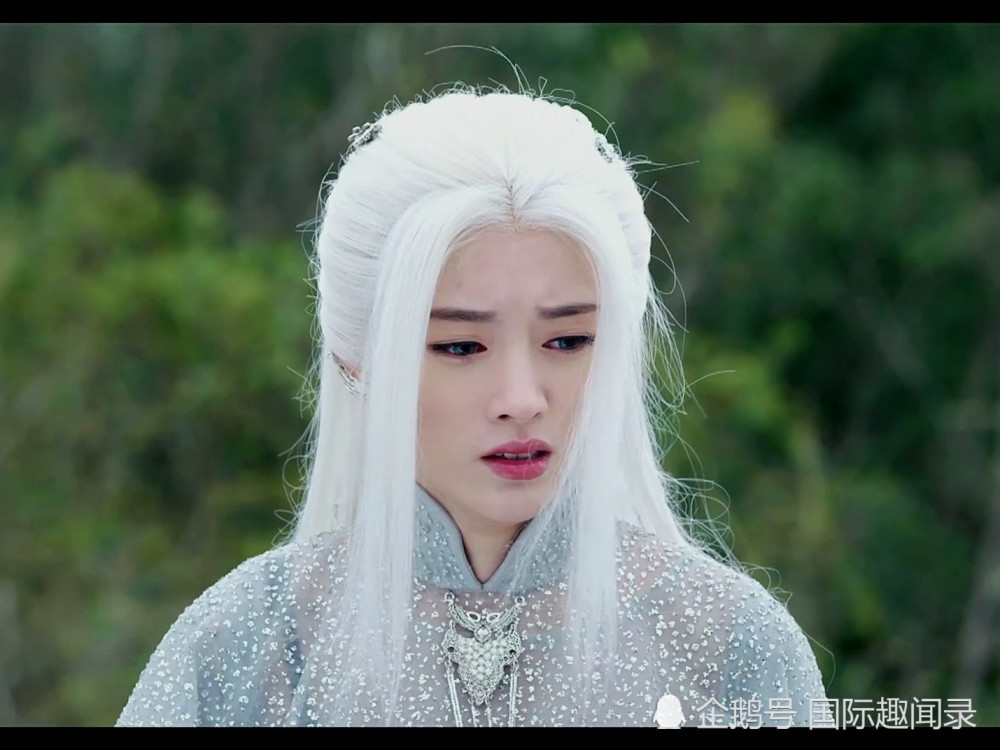 紫萱:我因为衰老变白发,容乐:我因为中毒,她:见过姐姐