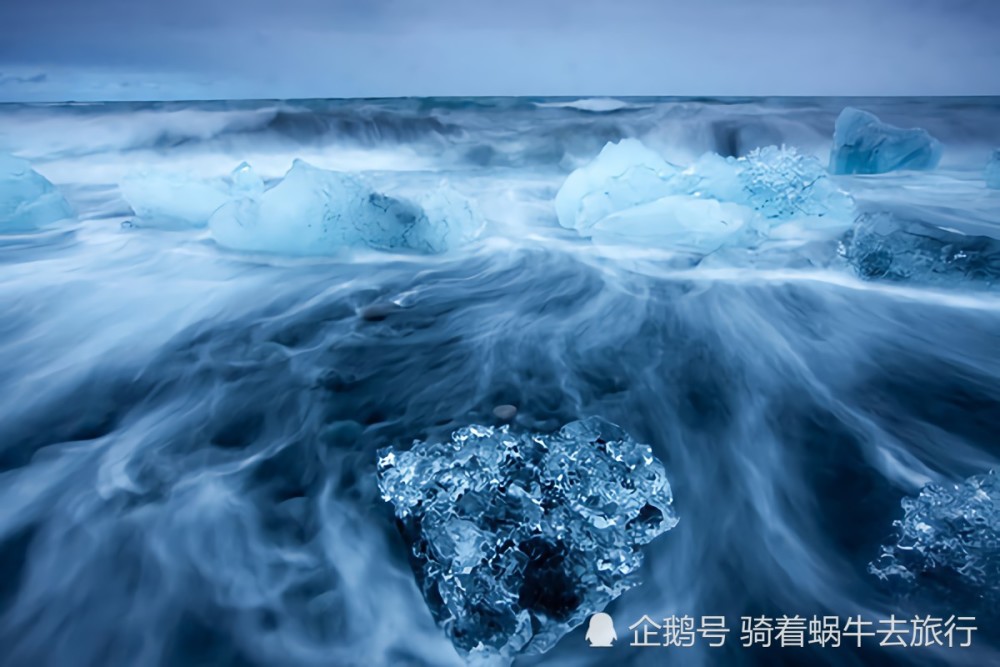 丹麦海峡海底瀑布整体宽度大约有160千米,水量更是大的惊人,据相关