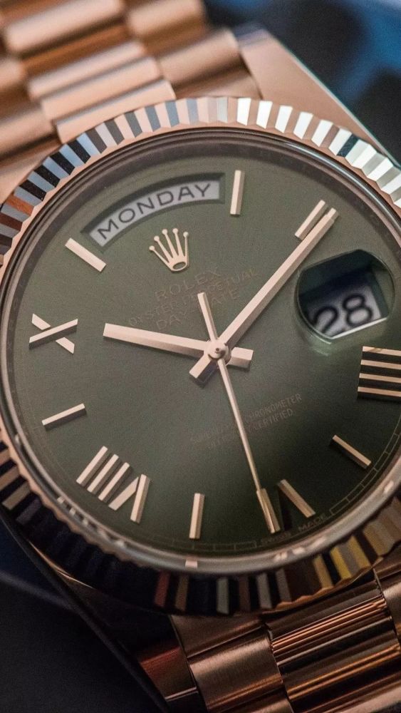 sneaker潮流壁纸 — "rolex"
