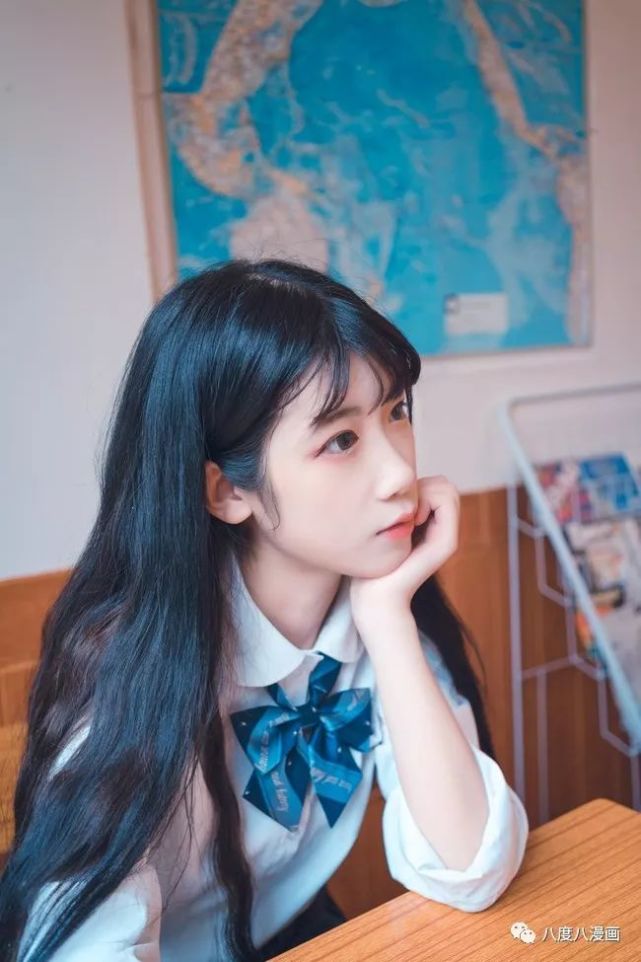 小清新系的jk少女,小姐姐好像睡着了