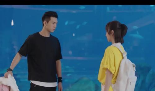 事例:最近很多人看杨紫和李现演的电视剧上头,自封"上头姐妹".