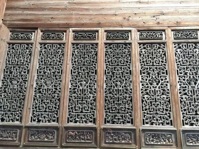 徽派建筑的木雕窗