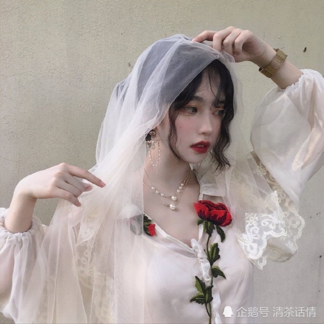 男生婚纱头像_动漫婚纱情侣头像(2)