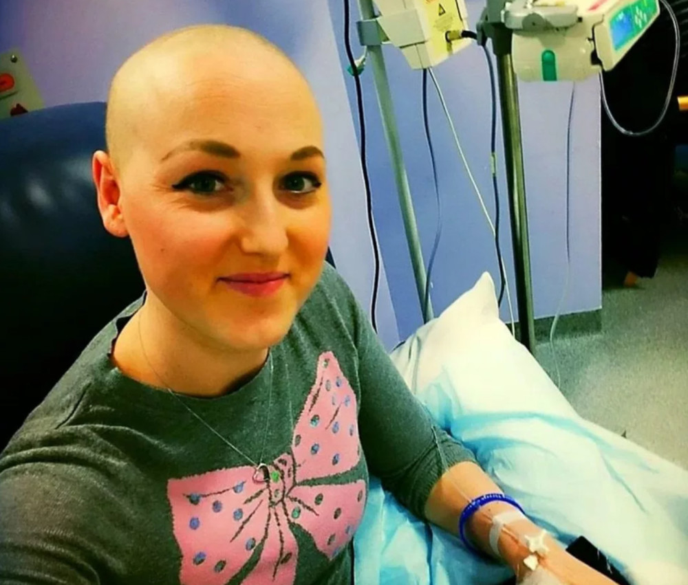 女子因乳腺癌切除两侧乳房医生术后却说切错了