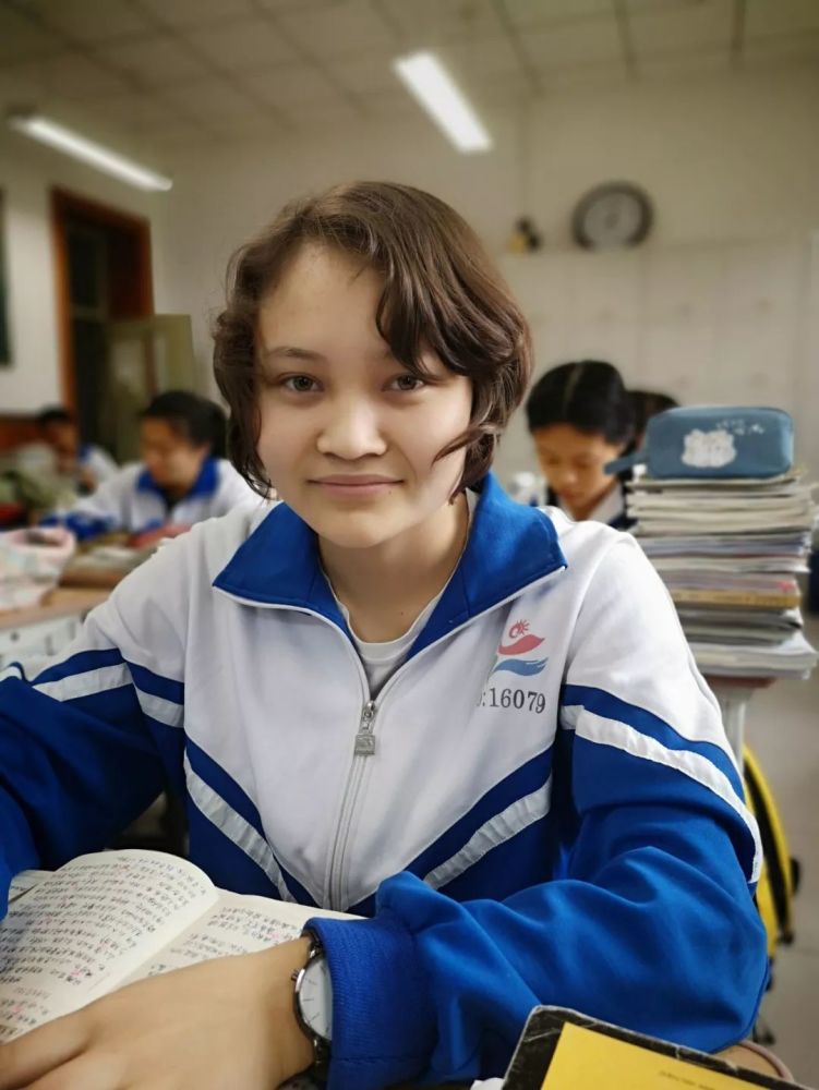 全国第一!在昌平的新疆女孩考上北大
