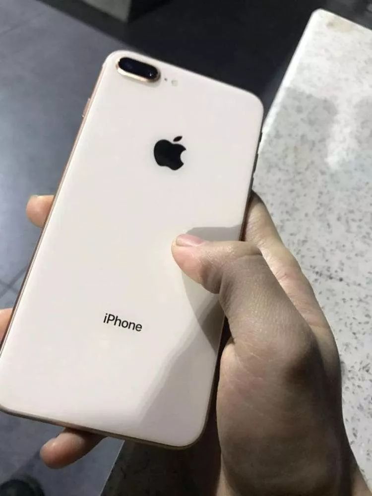 二手苹果iPhone 8的价格分析