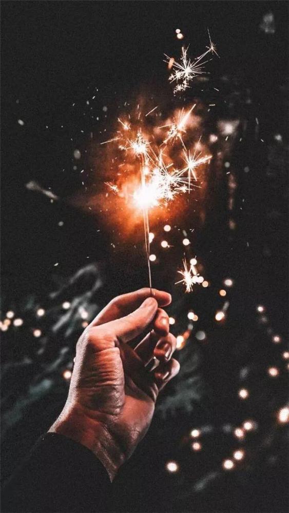 适合深夜丧的伤感句子 适合深夜发的说说