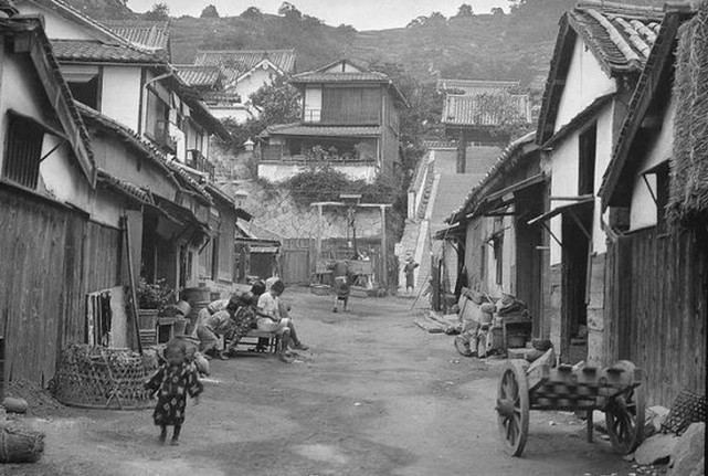 老照片记录1900年祥和的日本东京,祥和的背后是野心