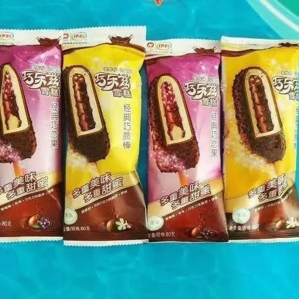 东北大板 更没吃过 还是它在网上火起来 日报君才知道有这个雪糕的