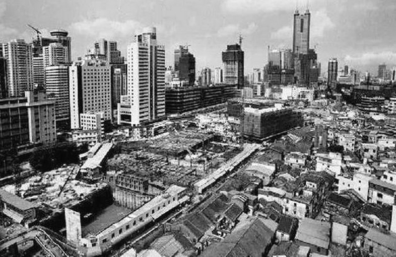 历史老照片:最先受到改革开放影响冲击的城市——深圳!