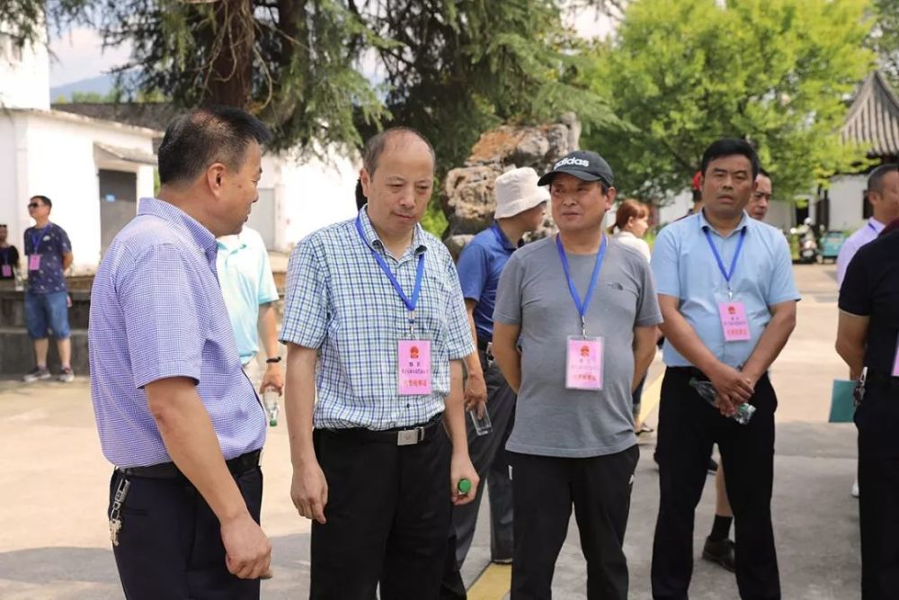 2019年7月26日,县人大常委会主任杨泽国,副主任程鑫利,李忠杰带队