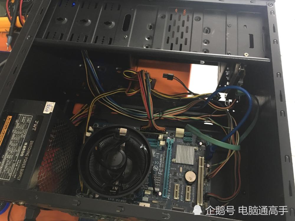 老旧台式电脑