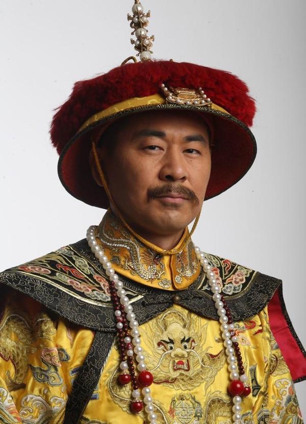 古装剧中饰演皇帝的男演员你觉得谁最像
