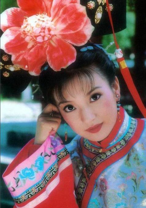 43岁赵薇晒容嬷嬷扎针视频暗指开工干活
