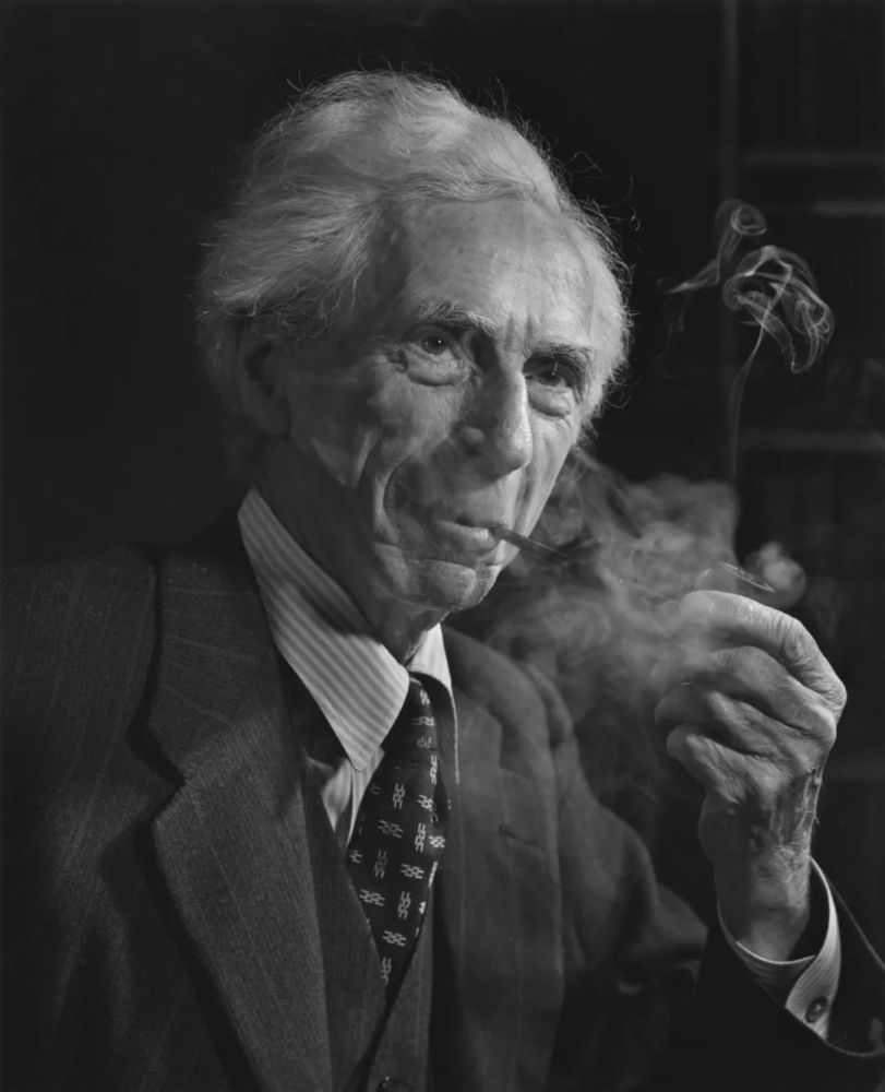 除了家境优渥以外,他师承哲学大师伯特兰·罗素(bertrand russell)