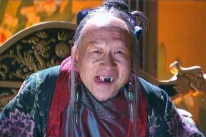 但是却有一个演员是非常丑的,而这个人就是裘千尺,其实裘千尺这个演员