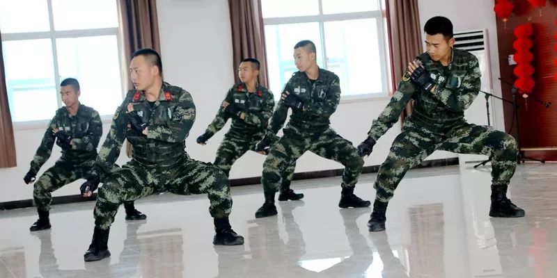 武警临汾支队执勤二中队军民联欢会