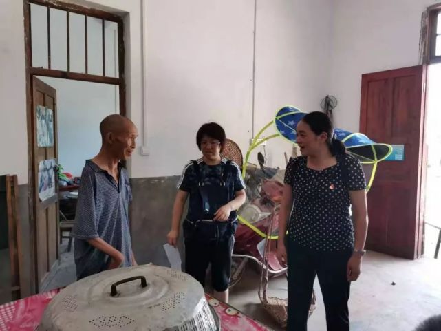 我院深入安仁县永乐江镇九妹仙村开展义诊和扶贫走访工作