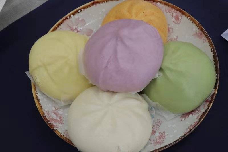 便利店城市经济学：不仅是年轻人的厨房，还成为私人的安全角落