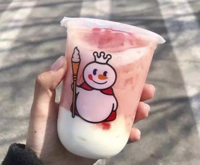 蜜雪冰城"热销"的5种单品,摇摇奶昔风头已过,图4夏日