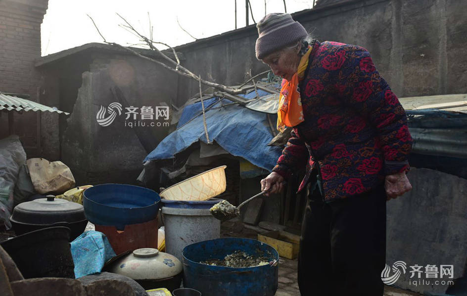 俄罗斯女子17岁嫁到山东生活85年 (高清组图)