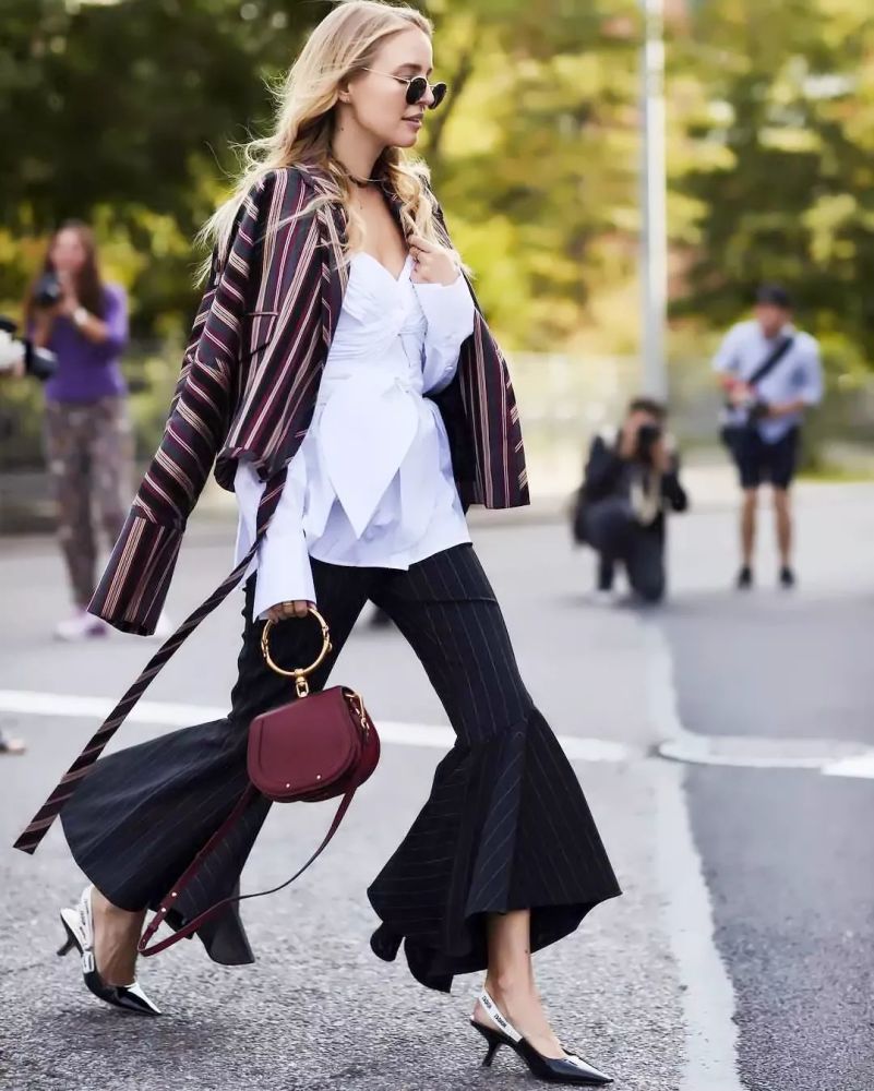 装逼风衣_和平精英黄金风衣图片