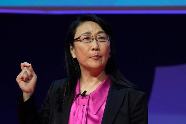 她是台湾首富，做手机只重美国无视大陆，如今市值暴跌97％