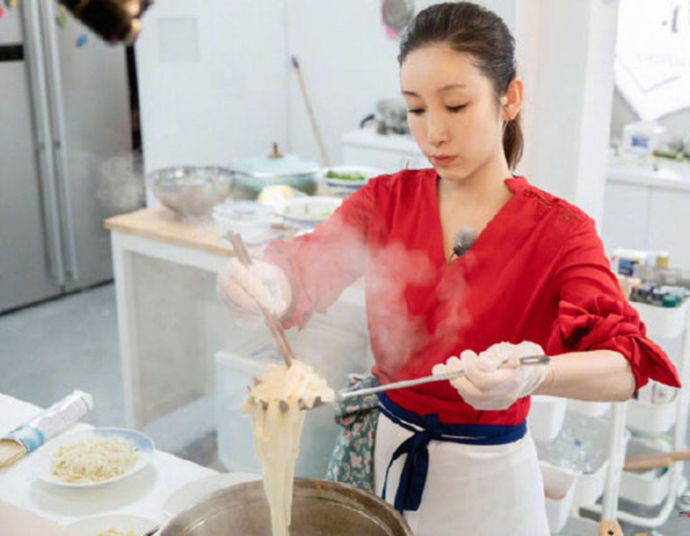 秦海璐做饭