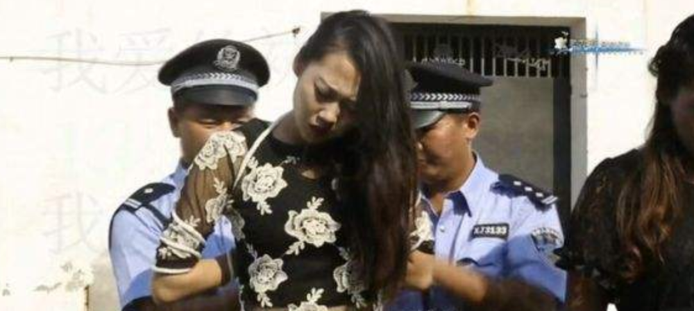 我国律法没要求死刑犯行刑必须跪着,为什么没人站着