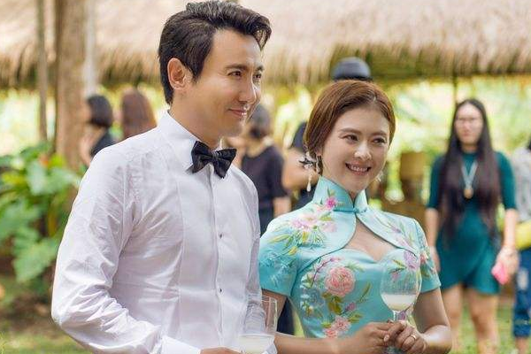 沈腾妻子王琦生完孩子变丑?看了三口照片,网友:该减肥