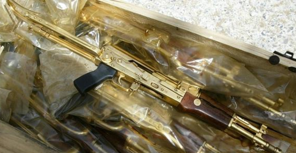 黄金版ak-47自动步枪,是否能正常使用呢?知道真相哭笑不得
