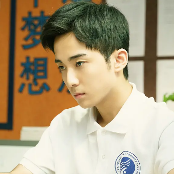 之外呢,有一些小演员他们的表现也非常的优秀,就比如今天小编要说的季