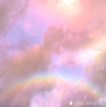 ins·超火·神仙天空·背景图:你在我怀里,宇宙才算