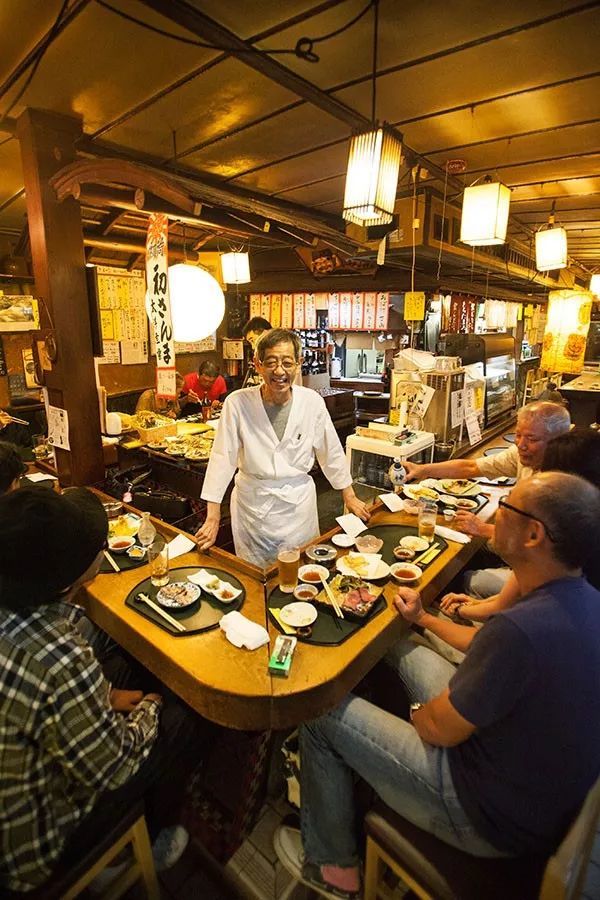 日本的居酒屋文化