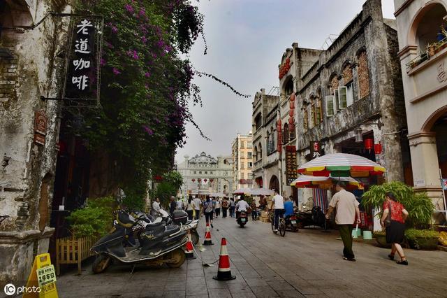 北海老街有着近两百年的历史沿街全都是中西合璧骑楼式建筑