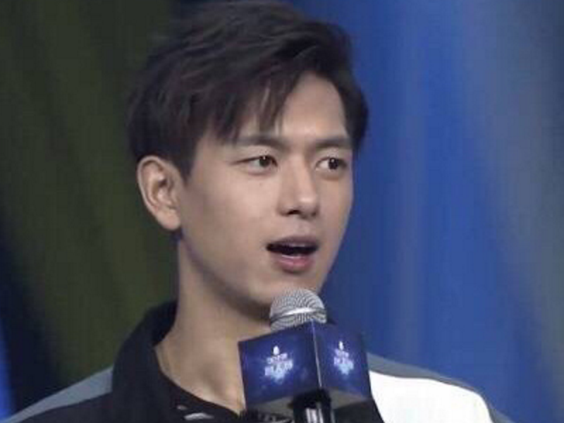 有种素颜生图叫李现,卸妆后容颜令人不敢信,网友:没想到是照骗