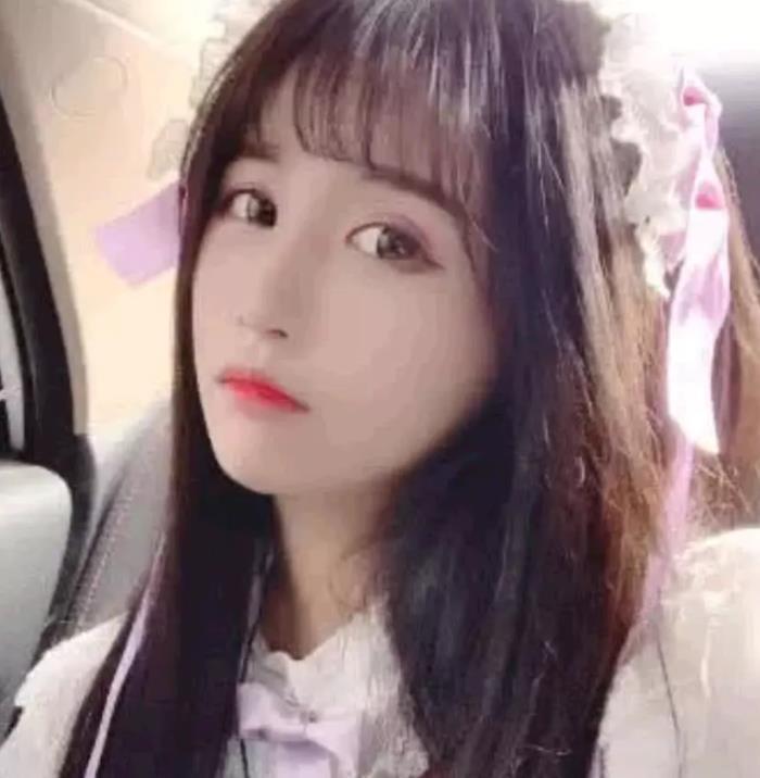 杨清柠素颜照终于被爆,看到图4的她后,网友:简直无法