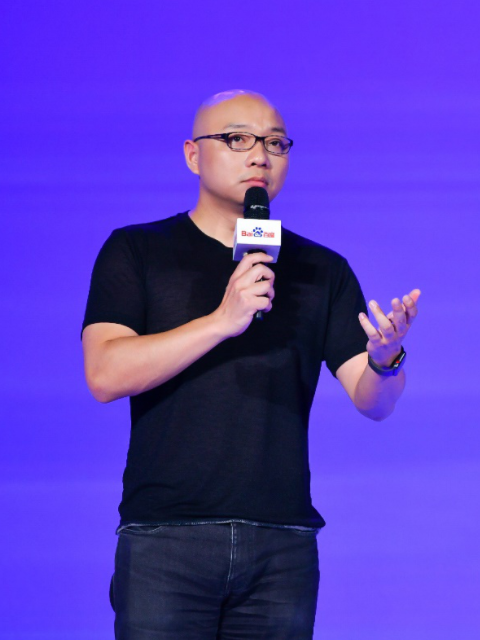 娱乐圈"三光头"主持人:前两位很火,最后一位过的太惨了