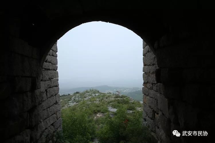 民协动态雨后张飞寨游记