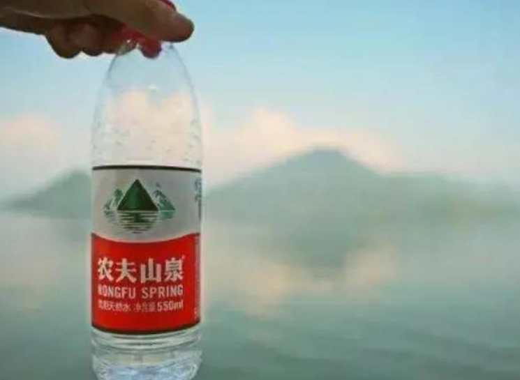 农夫山泉抽了千岛湖的水很多年,难道不会干涸?员工道