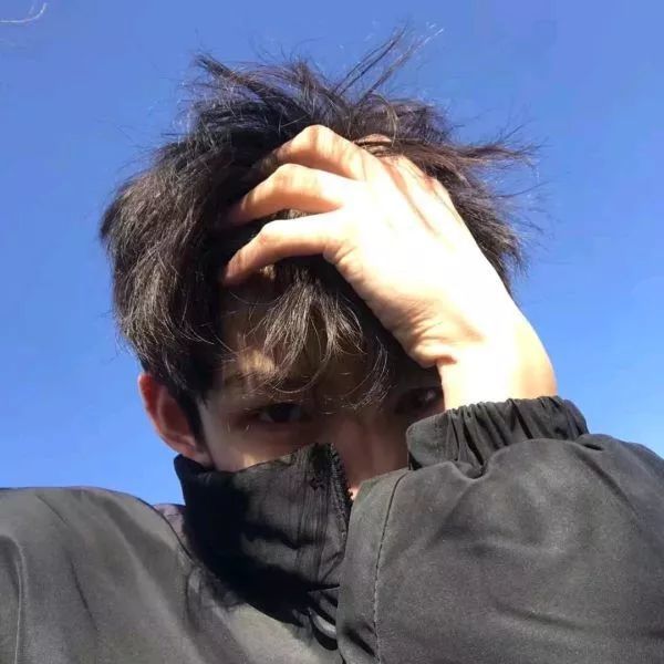 男生头像//从来都没欠过谁,但总是这么狼狈
