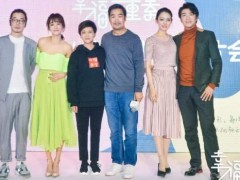 张国立邓婕合体秀恩爱,14岁女儿视频撒娇太可爱,邓婕一脸宠溺