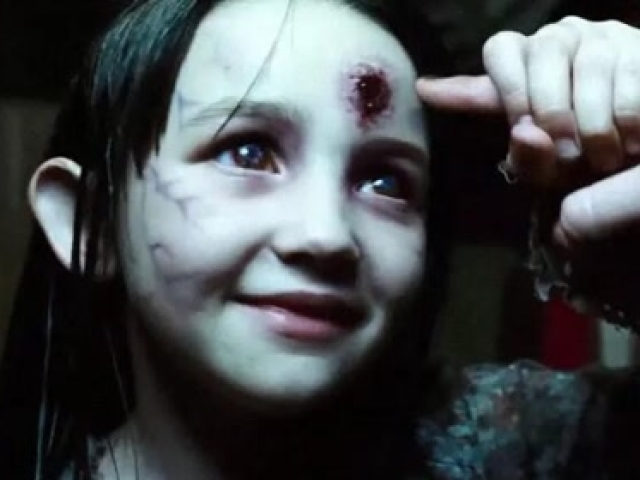 这部电影根据真实事件改编,说实话不敢一个人