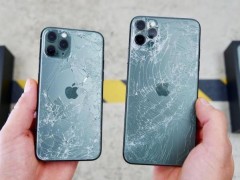 看着都肉疼!庾澄庆定制版苹果iphone 11 pro max摔碎了