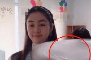 "王小蒙"近照曝光,如今减肥成功似少女,堪称业爱情双丰收