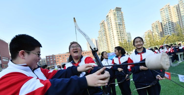 北京市第五十五中学启动"冰雪嘉年华月"