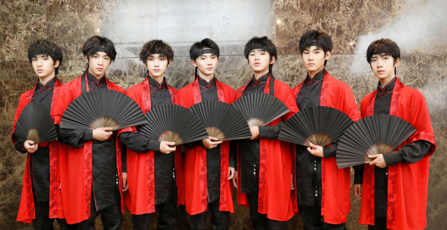 重庆时代峰峻联系方式图片