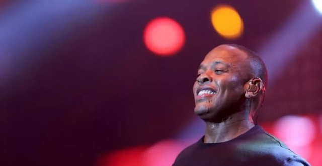 从泰勒·斯威夫特到dr.dre:过去十年收入最高的10位音乐人